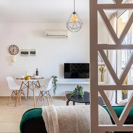 公寓 Johny's Spot In 拉纳卡