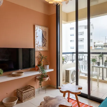 Johny's Spot In * 拉纳卡