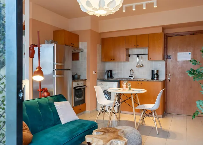 Johny's Spot In * Lárnaca